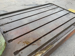 Радиально-сверлильный станок 2М57