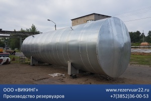 Резервуар металлический для хранения воды
