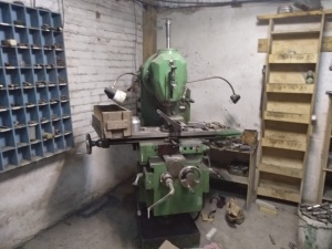 Фрезерный станок 6р10