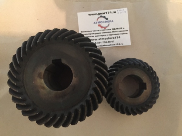 Конические шестерни станка 5А342