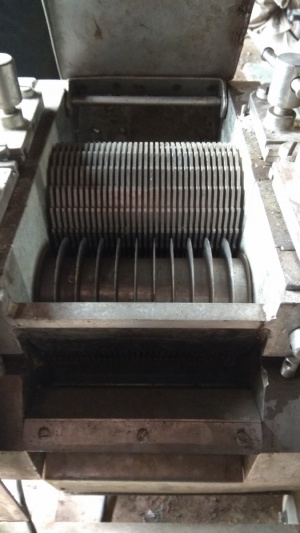 Машина резки на полоски. Мясорезка на полоски