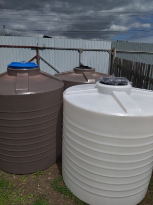 Оборудование для изготовления пластиковых объёмных изделии, ёмкостей (Россия)