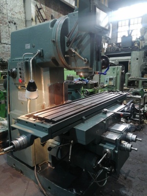 Станок вертикально-фрезерный 6Р13 после полноценного капитального ремонта и модернизации