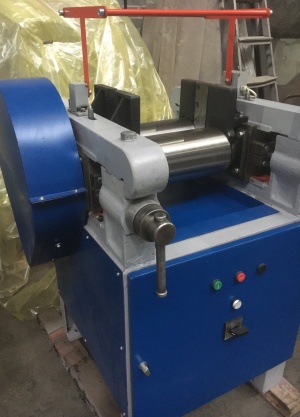 Вальцы для резины ПД-320