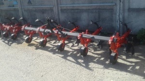 Культиватор-окучник пропашной Польша Wirax, навесной