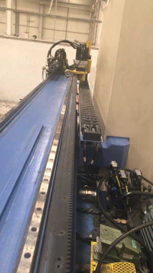 ТРУБОГИБОЧНЫЙ СТАНОК YLM, Тайвань. c ЧПУ 5 осей, трехматричный с проталкиванием до 38 трубы