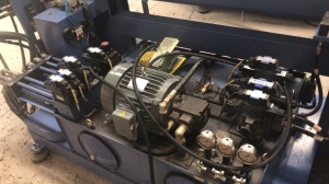 ТРУБОГИБОЧНЫЙ СТАНОК YLM, Тайвань. c ЧПУ 5 осей, трехматричный с проталкиванием до 38 трубы