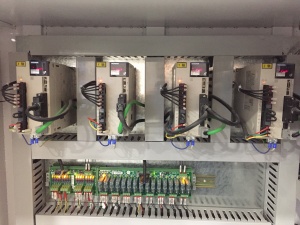 Фрезерный станок ЧПУ по дереву с автосменой инструмента