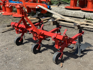 Культиватор-окучник пропашной Польша Wirax, навесной