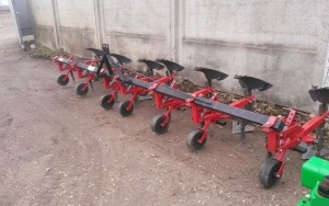 Культиватор-окучник пропашной Польша Wirax, навесной