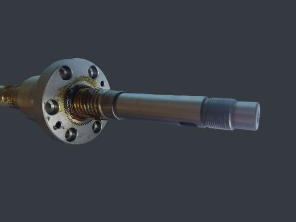 Капитальный ремонт ШВП (80х10мм. Шарико-винтовой пары, передачи) карусельного станка 1516Ф3