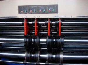 Станок для производства гофрокартона с резкой