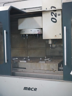 Обраб.центр 3-х осевой Macro Micro Acceler 2020 X / Y / Z 2020 x 1000 x 850 mm 5550 = Mach4metal