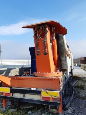 Kovako M-130-D4 Дорожный мобильный корабельный погрузчик цемента 130 т/ч (Голландия)