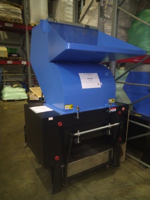 Промышленная дробилка для пластмасс XFS-800