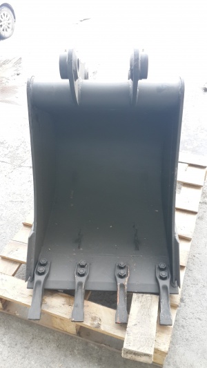 Ковш 350 на JCB 4CCX