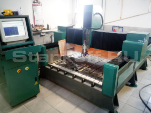 Фрезерный станок TS  9015M