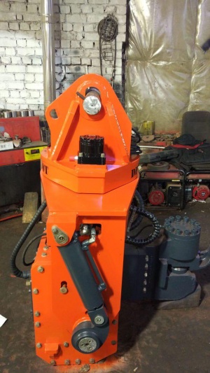 Вибропогружатель Daedong 350T для шпунта,труб,сваи