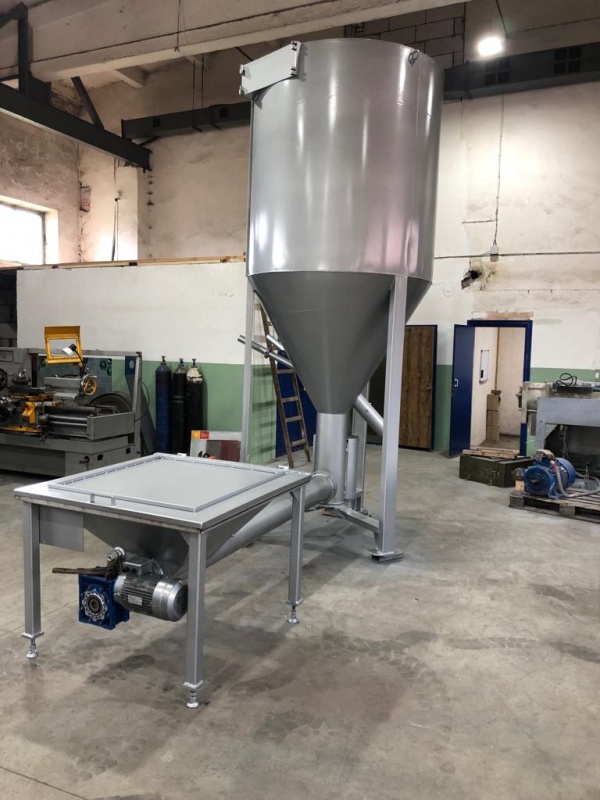 Шнековый миксер