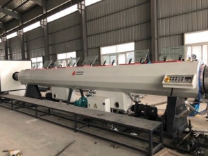 Экструзионная трубная линия производства трубы ПНД