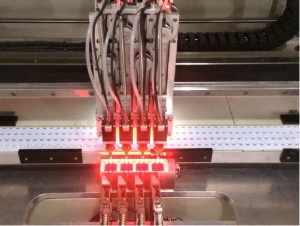 LED автоматический установщик светодиодов