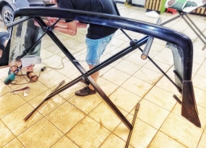 Х-стойка, стенд, козлы для оклейки бампера пленкой