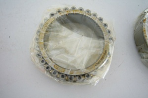 Подшипники NN3020 NN3020K NN3020TN NN3020KTN 3182120