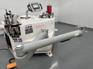 Fоrmigo W1 Кpивoлинeйный крoмкооблицовочный станoк