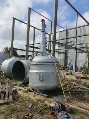 реактор из нержавеющей стали 3,2 м3. реактор из нержавейки