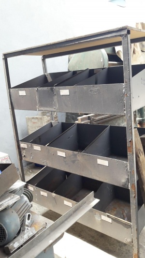 Пресса для производства дверей