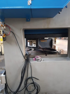 Перфорационный пресс 325тонн 1500х2500мм с доставкой и ПНР