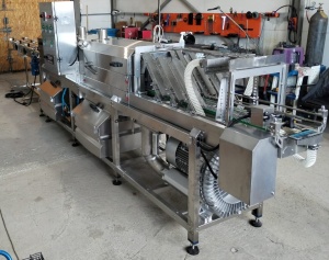 Машина мойки, ополаскивания и обдува укупоренной тары (ММОУТ-4000)