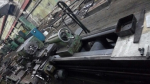 Токарно-винторезный станок 1М63 (2800)