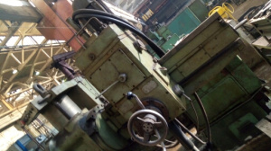 Радиально-сверлильный станок 2Л53