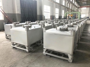 Контейнер-цистерна (Еврокуб) объём 1000 л., для перевозки и хранения жидких пищевых и промышленных веществ