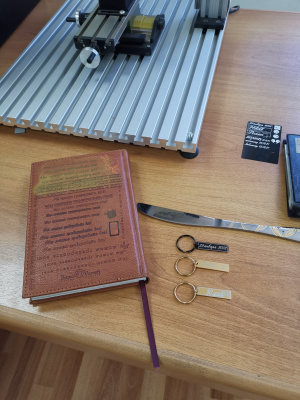 SharpMark Fiber Optima 30вт купленный в 2019 у компании «SharpLase» лучший профессиональный 3D оптоволоконный лазерный гравер