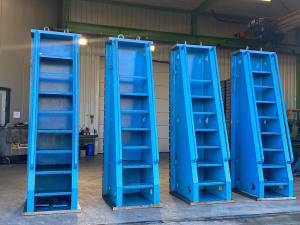 Угловая плита монтажная чугунная + коробочный стол (4x) Angle plates 1000 x 800 x 2800 mm 5362 = Mach4metal