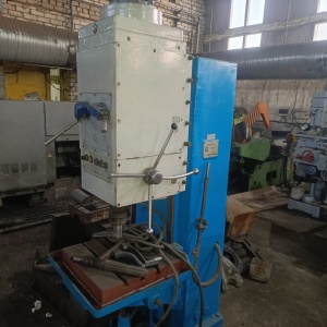 Сверлильный 2с132