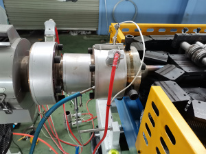 Экструзионная линия для производства одностеновых труб