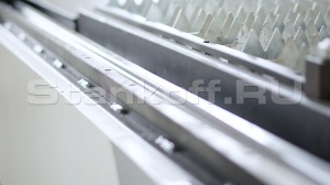 Оптоволоконный лазерный станок для резки металла XTC-1530W/6000 Raycus