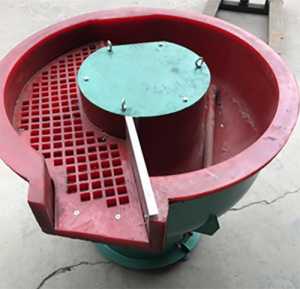 Вибрационную галтовочную установку AB150