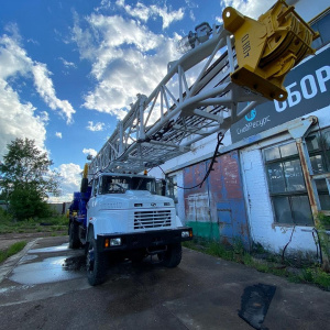 Подъемный агрегат УПА 60/80