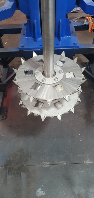 Диссольвер подьемный