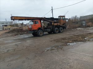 Сваебой колёсный УГМК-12