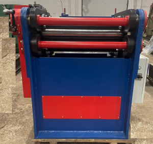 Станок для правки листового металла ЛВ11-750