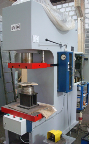 Пресса Гидравлические одностоечные после модернизации: модели - РYЕ 3т. 10т. 25т. 40т. 63т 100т. 160т. 250