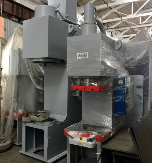 Пресса Гидравлические одностоечные после модернизации: модели - РYЕ 3т. 10т. 25т. 40т. 63т 100т. 160т. 250