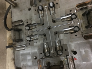 Пресс-форма ппр муфта d20х1/2" угол d20х1/2"