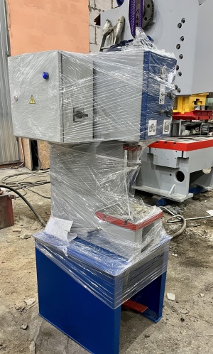 Пресса Гидравлические одностоечные после модернизации: модели - РYЕ 3т. 10т. 25т. 40т. 63т 100т. 160т. 250