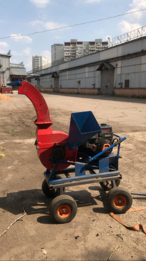 Аренда измельчителя веток